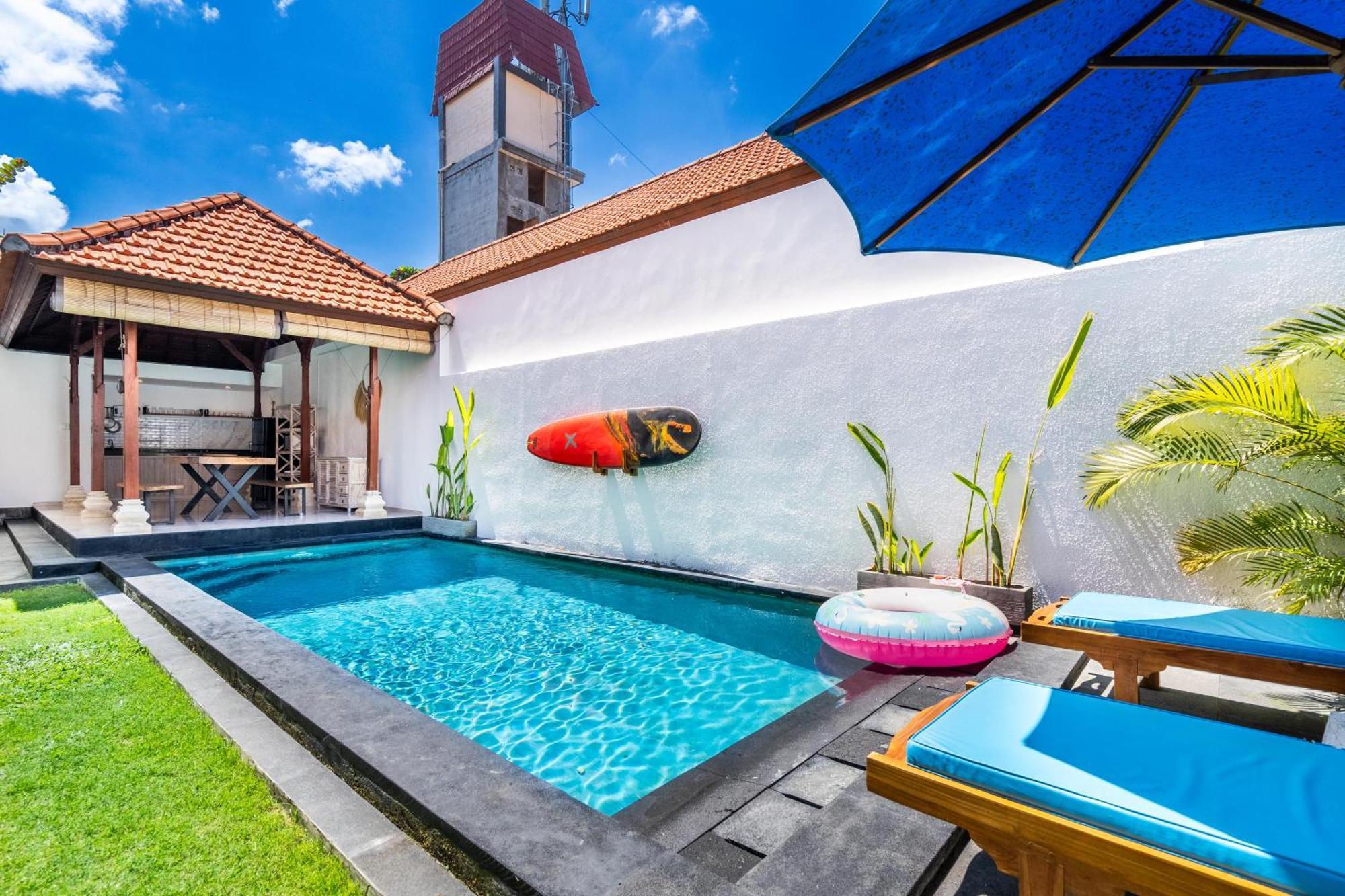 4-Bedroom Pool Villa Near Seminyak Center Экстерьер фото