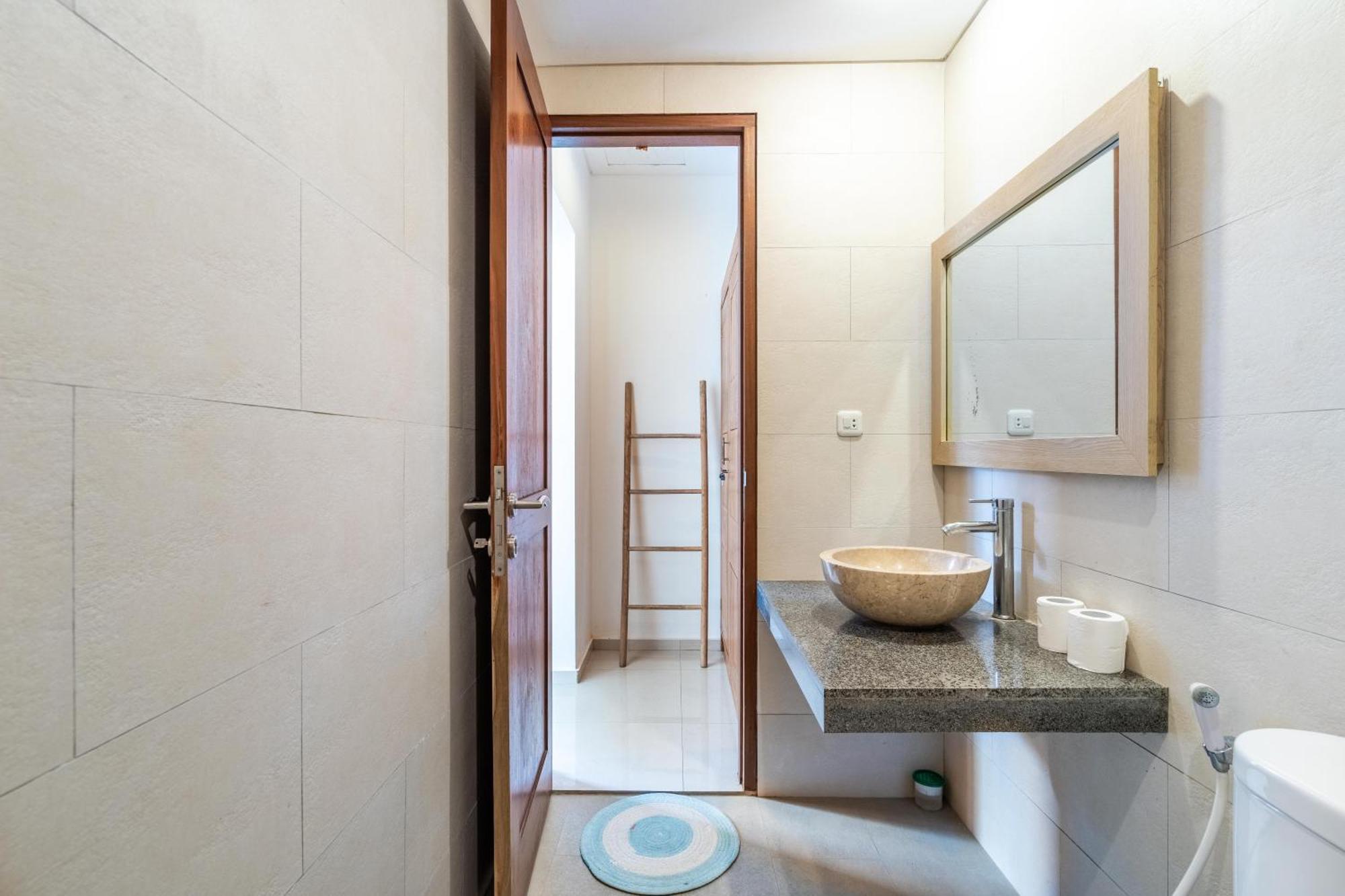 4-Bedroom Pool Villa Near Seminyak Center Экстерьер фото