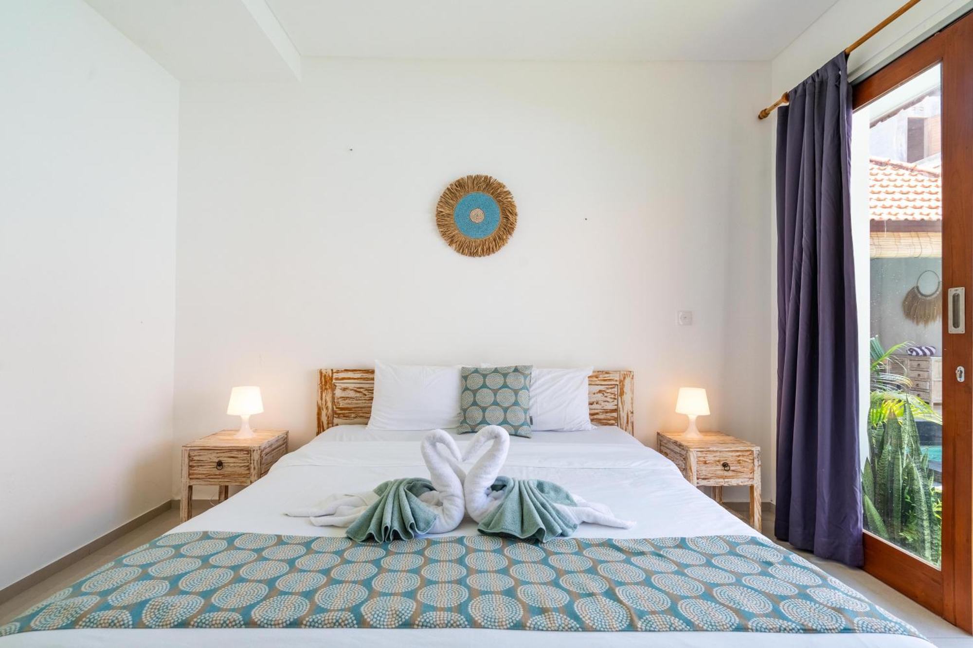 4-Bedroom Pool Villa Near Seminyak Center Экстерьер фото