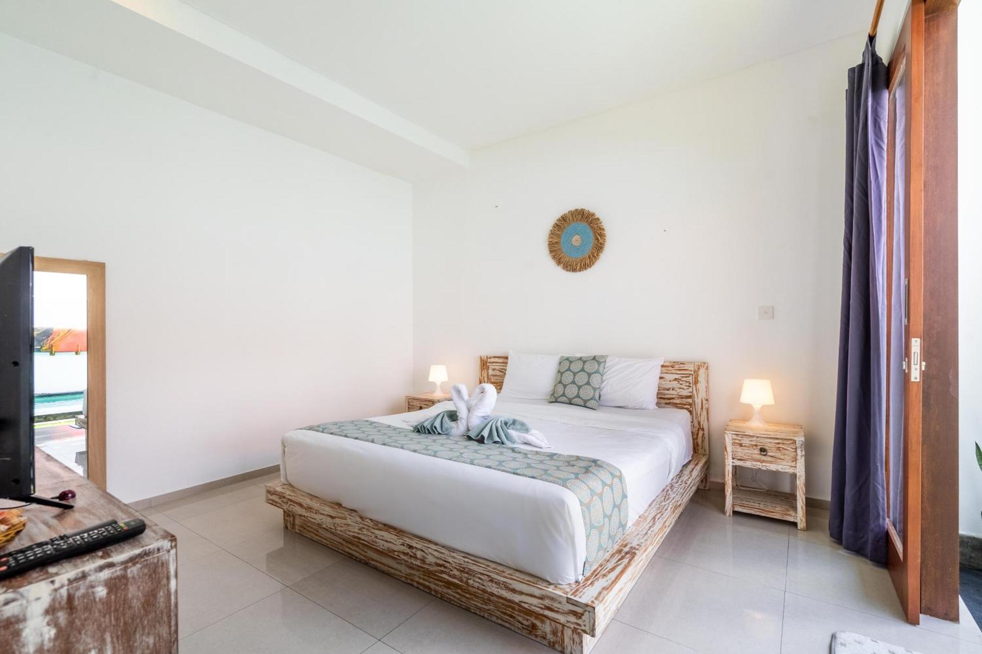 4-Bedroom Pool Villa Near Seminyak Center Экстерьер фото